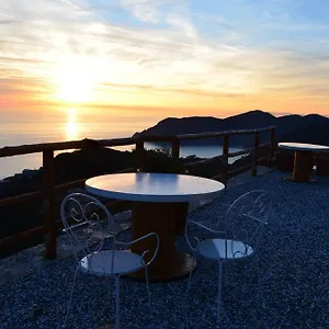https://cade-ventu.hotelitalianriviera.com